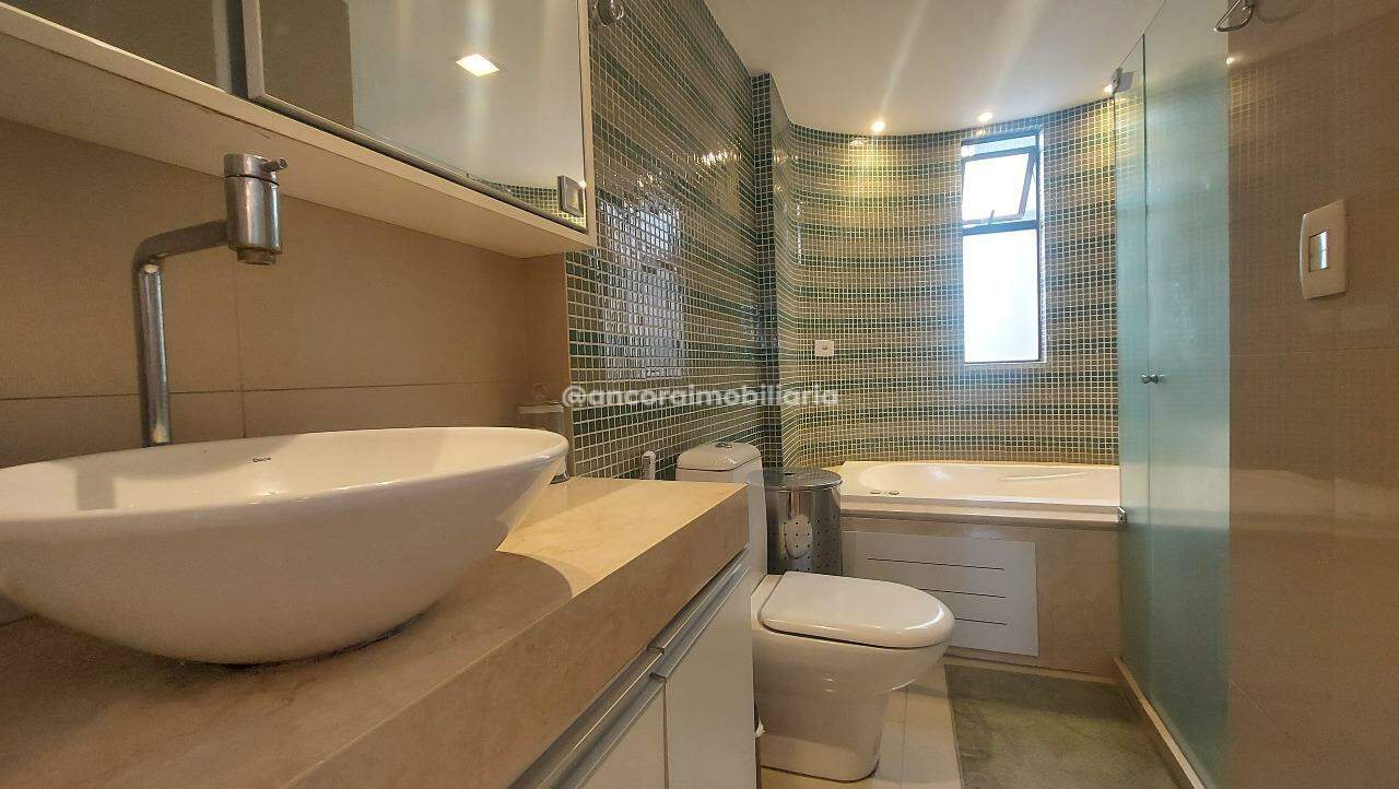 Apartamento à venda no Graças: 