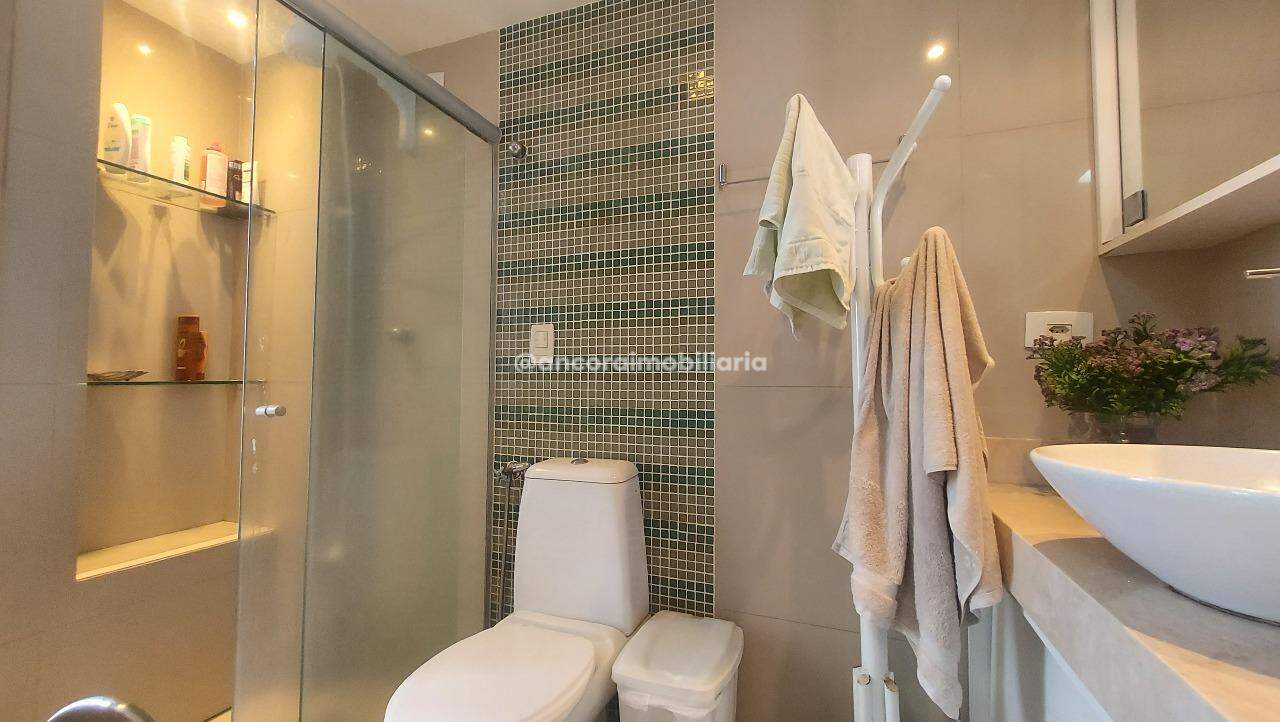 Apartamento à venda no Graças: 
