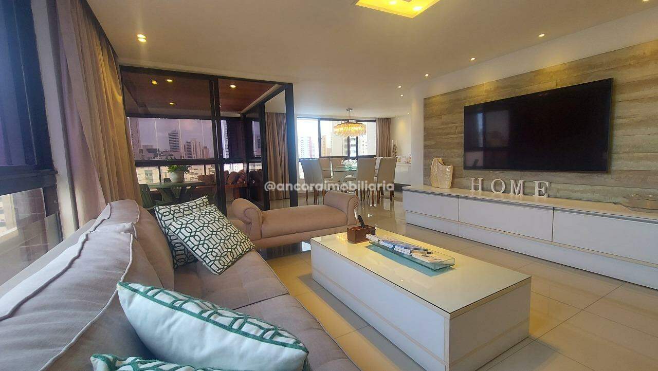 Apartamento à venda no Graças: 