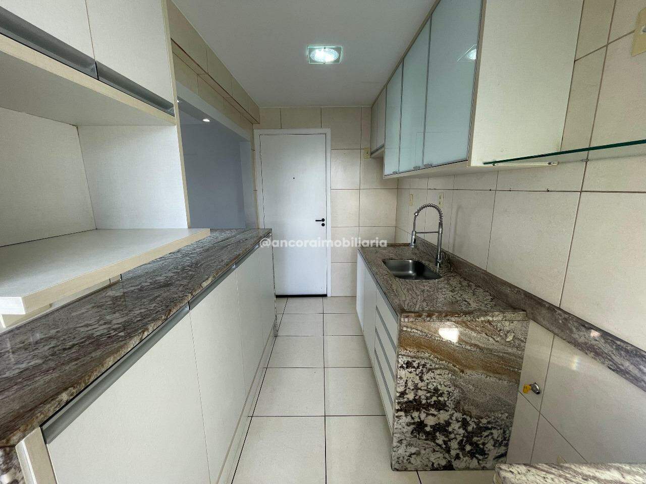 Apartamento para aluguel no Graças: 