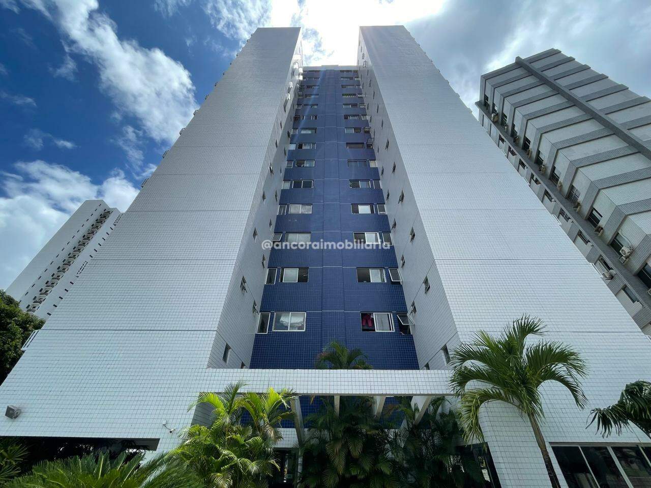 Apartamento para aluguel no Graças: 