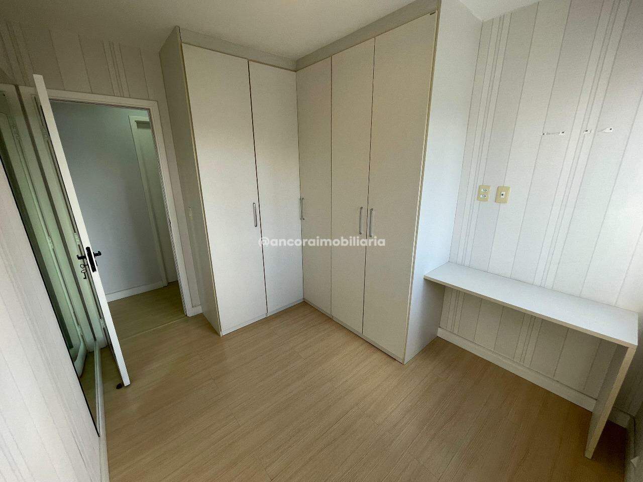 Apartamento para aluguel no Graças: 