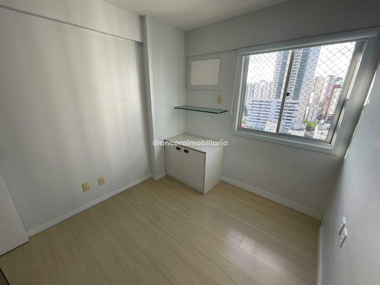 Apartamento para aluguel no Graças: 