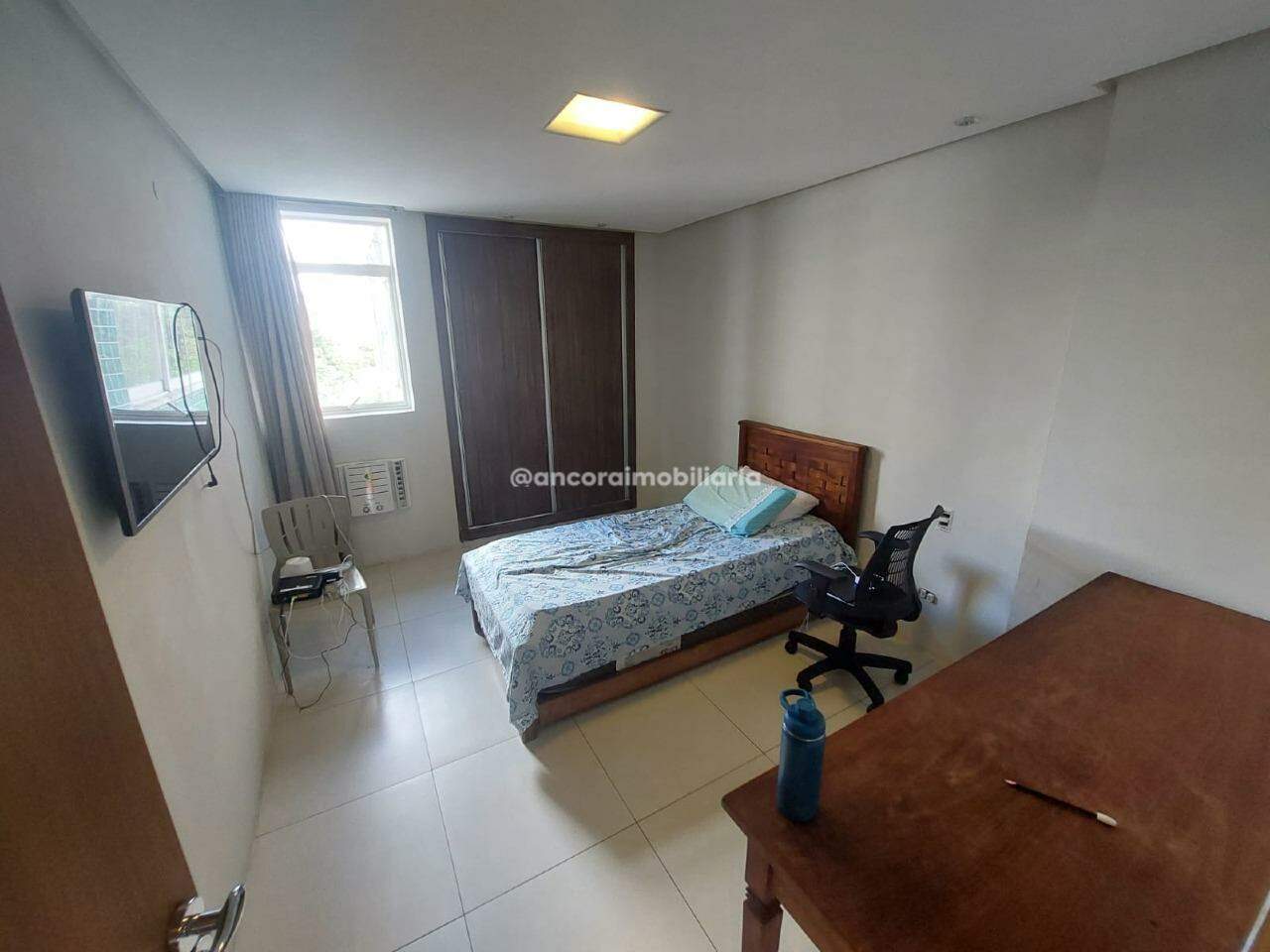 Apartamento à venda no Graças: