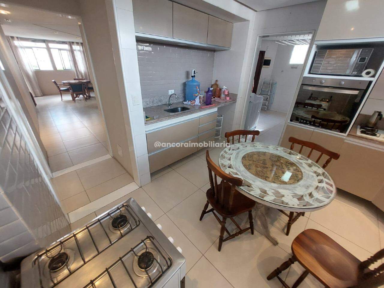 Apartamento à venda no Graças: