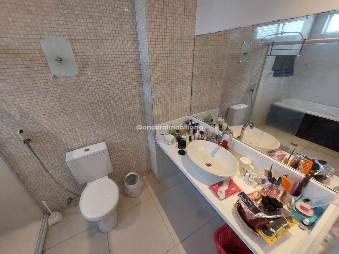 Apartamento à venda no Graças: