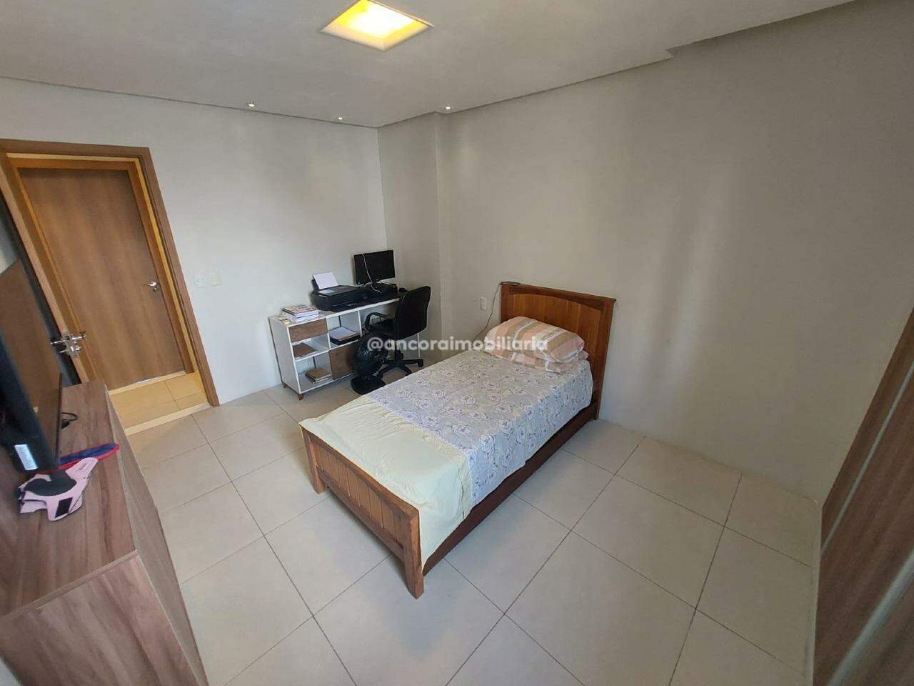 Apartamento à venda no Graças: