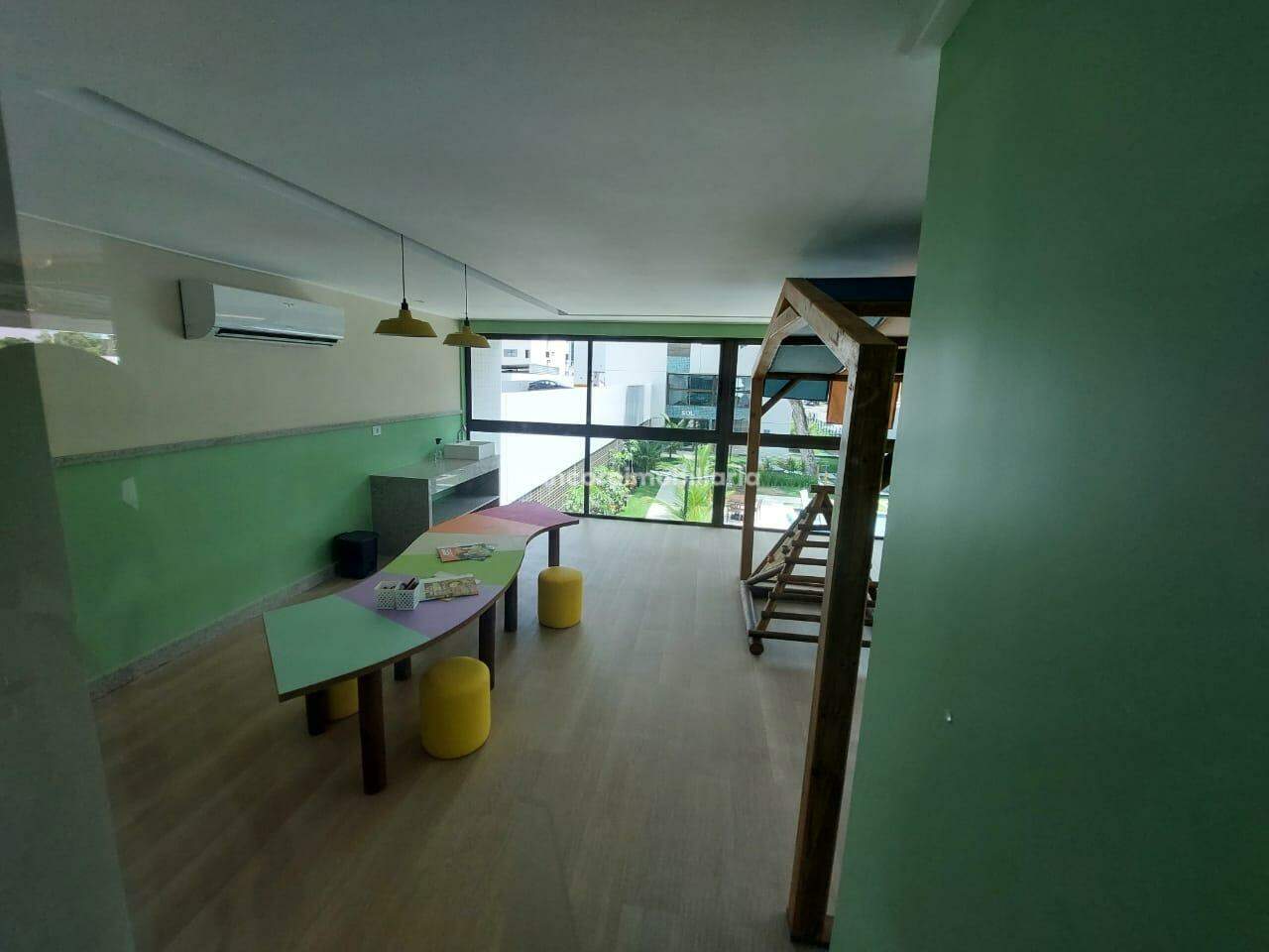 Apartamento à venda no Candeias: