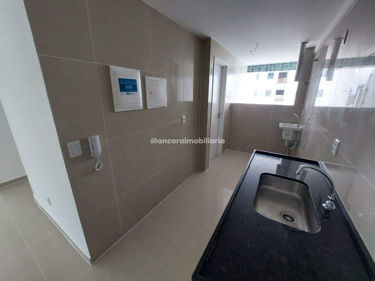 Apartamento à venda no Candeias: