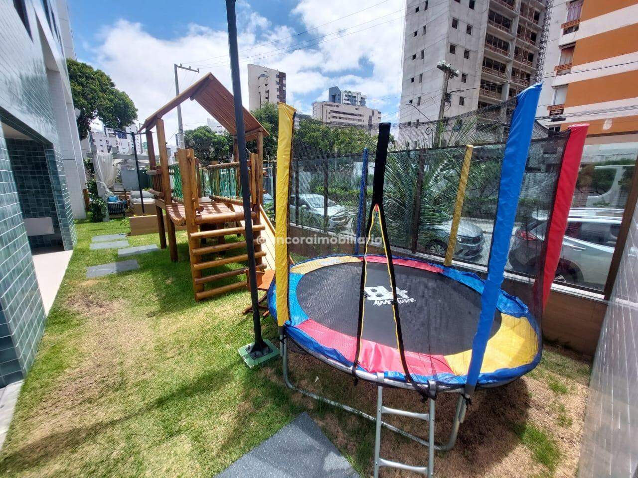 Apartamento à venda no Candeias: