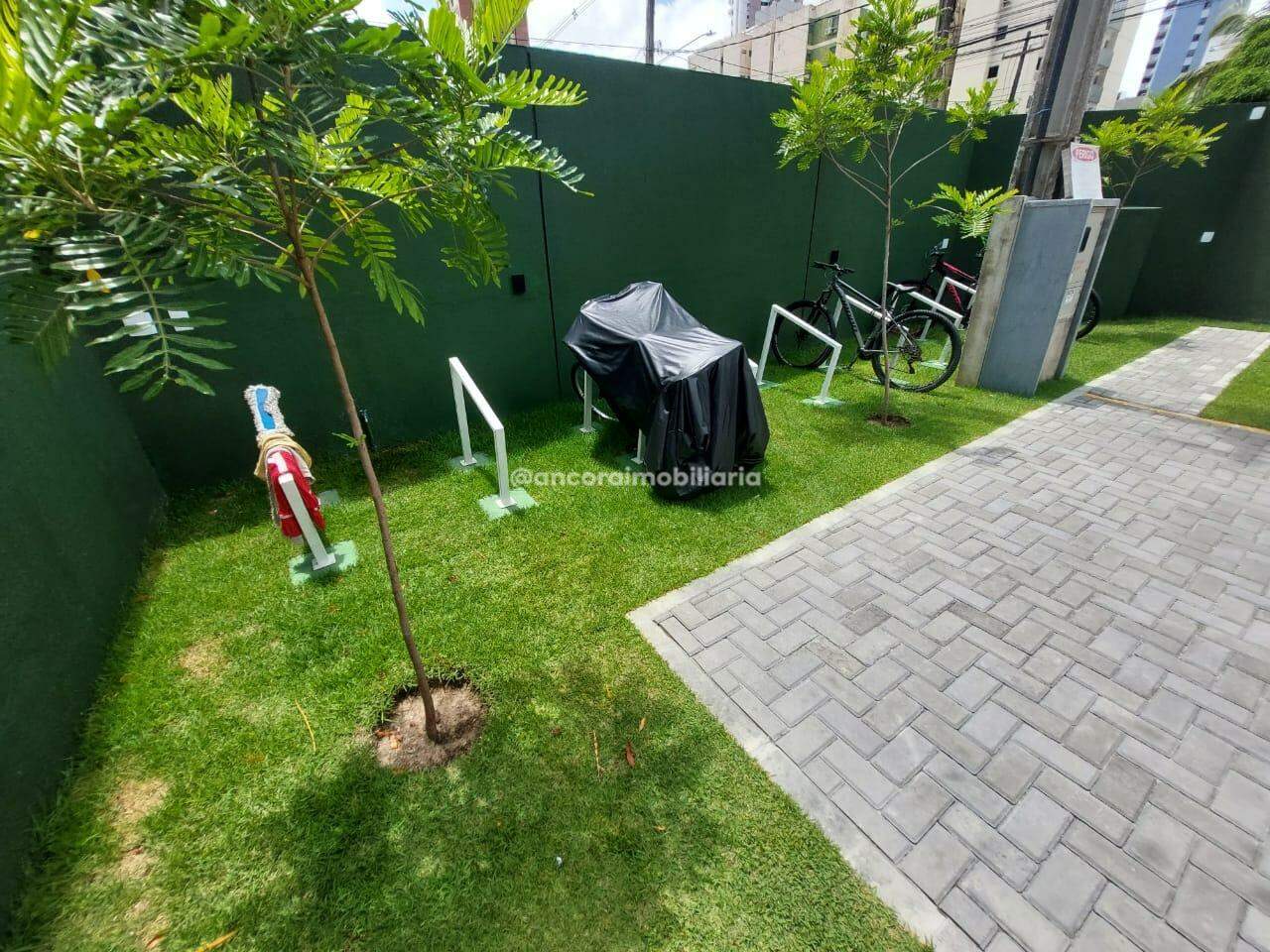 Apartamento à venda no Candeias: