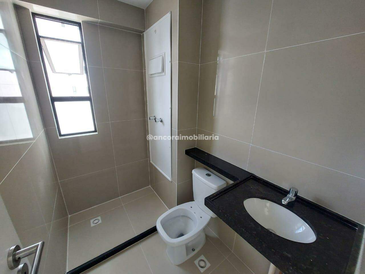 Apartamento à venda no Candeias: