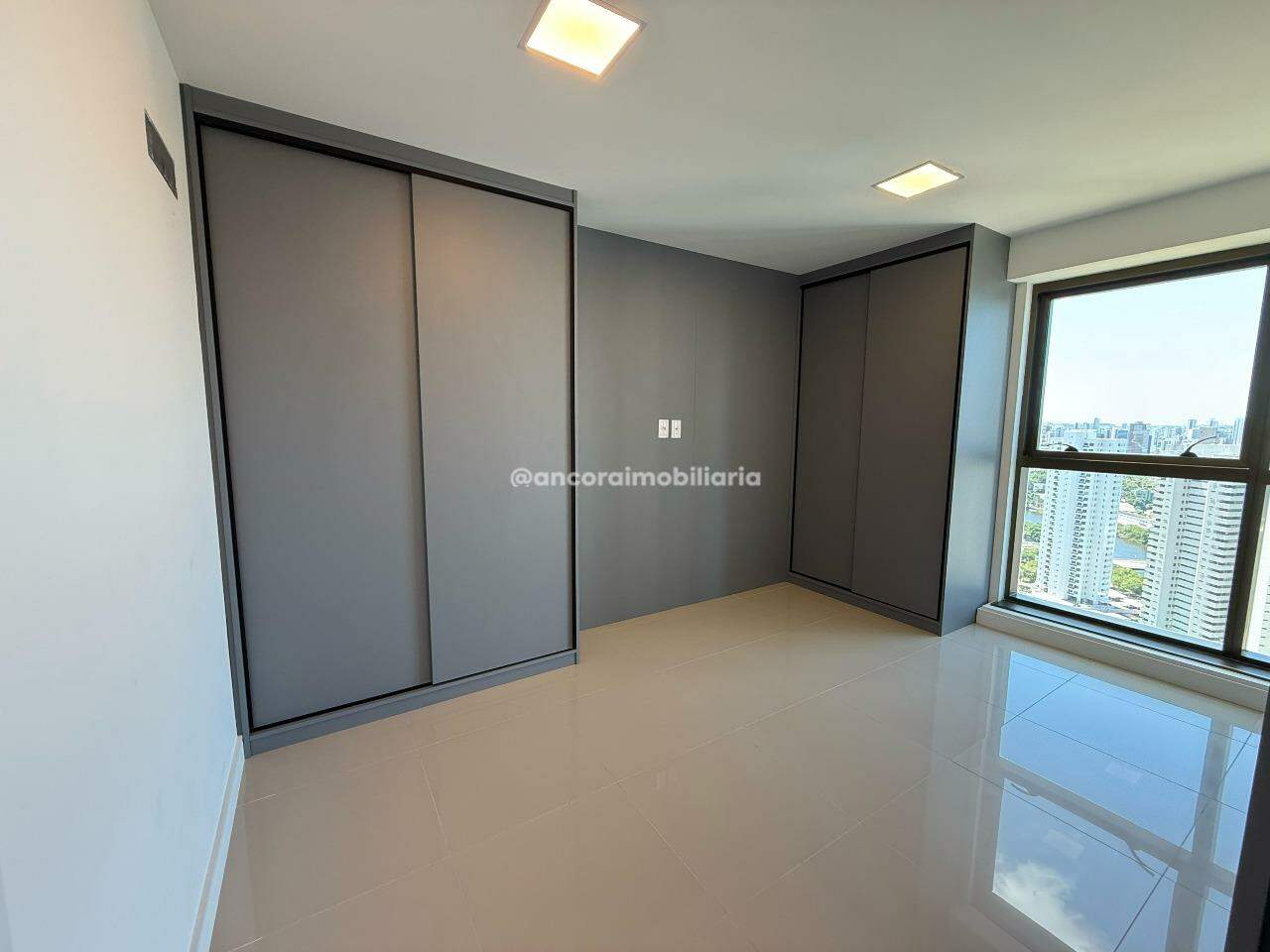 Apartamento para aluguel no Ilha do Retiro: 