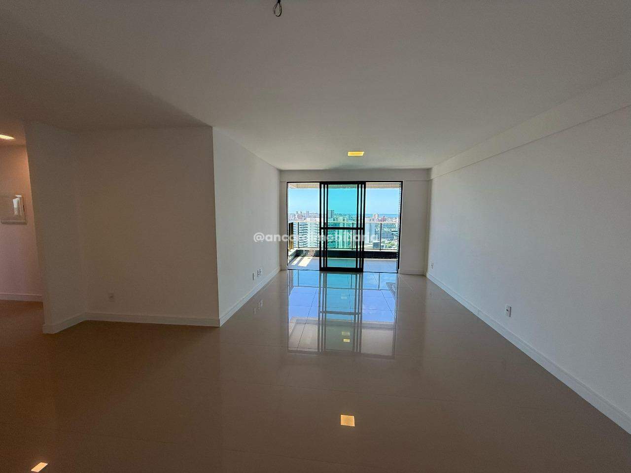 Apartamento para aluguel no Ilha do Retiro: 