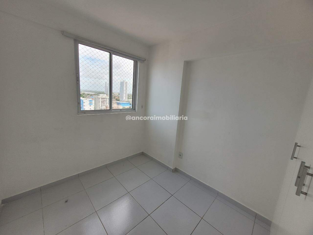 Apartamento à venda no Candeias: 