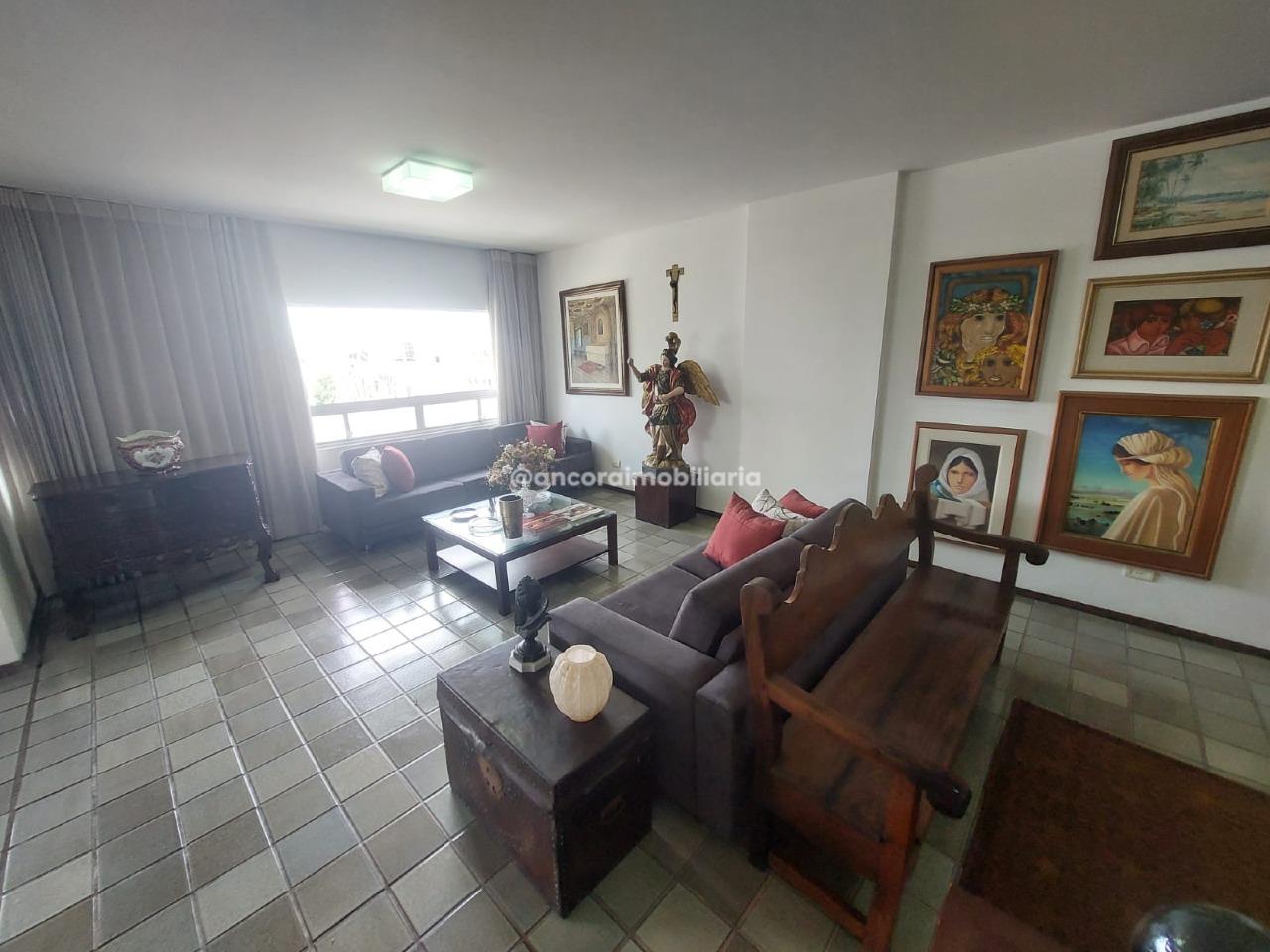 Apartamento à venda no Monteiro: 