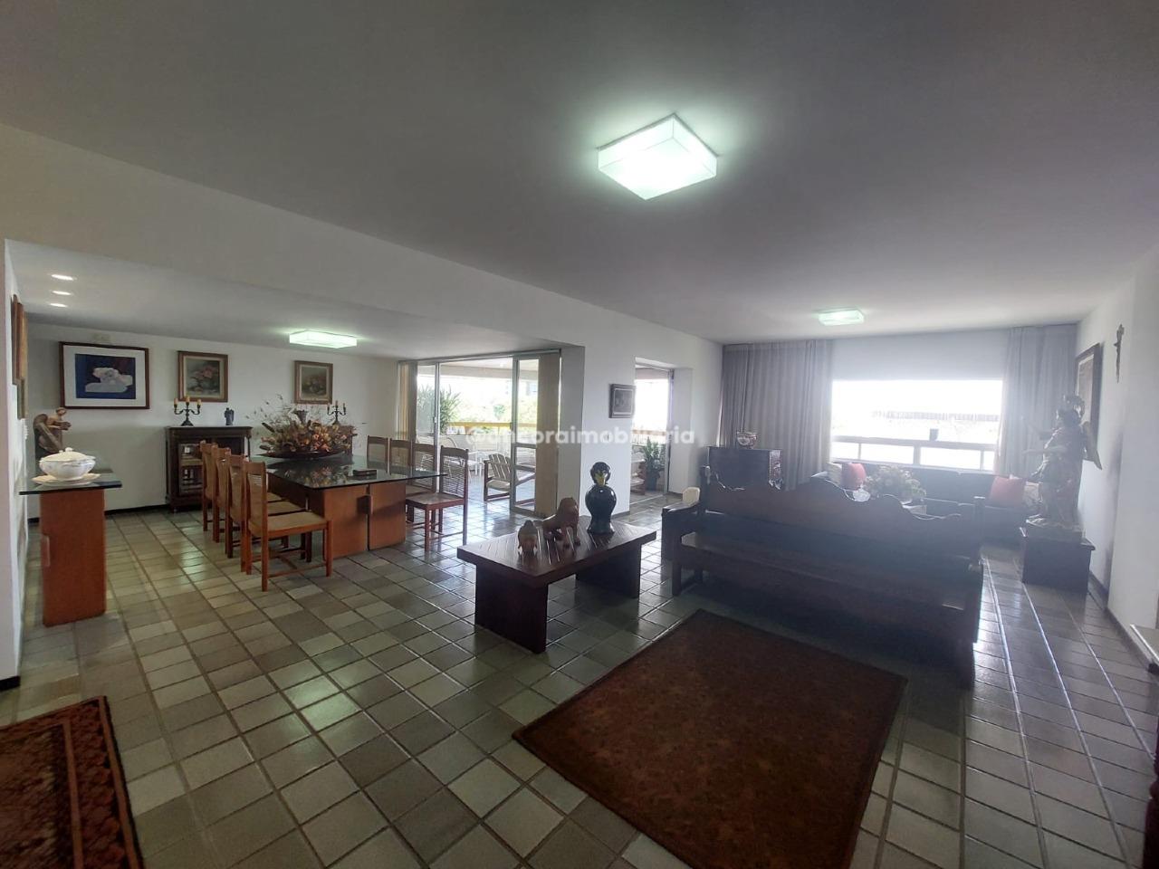 Apartamento à venda no Monteiro: 