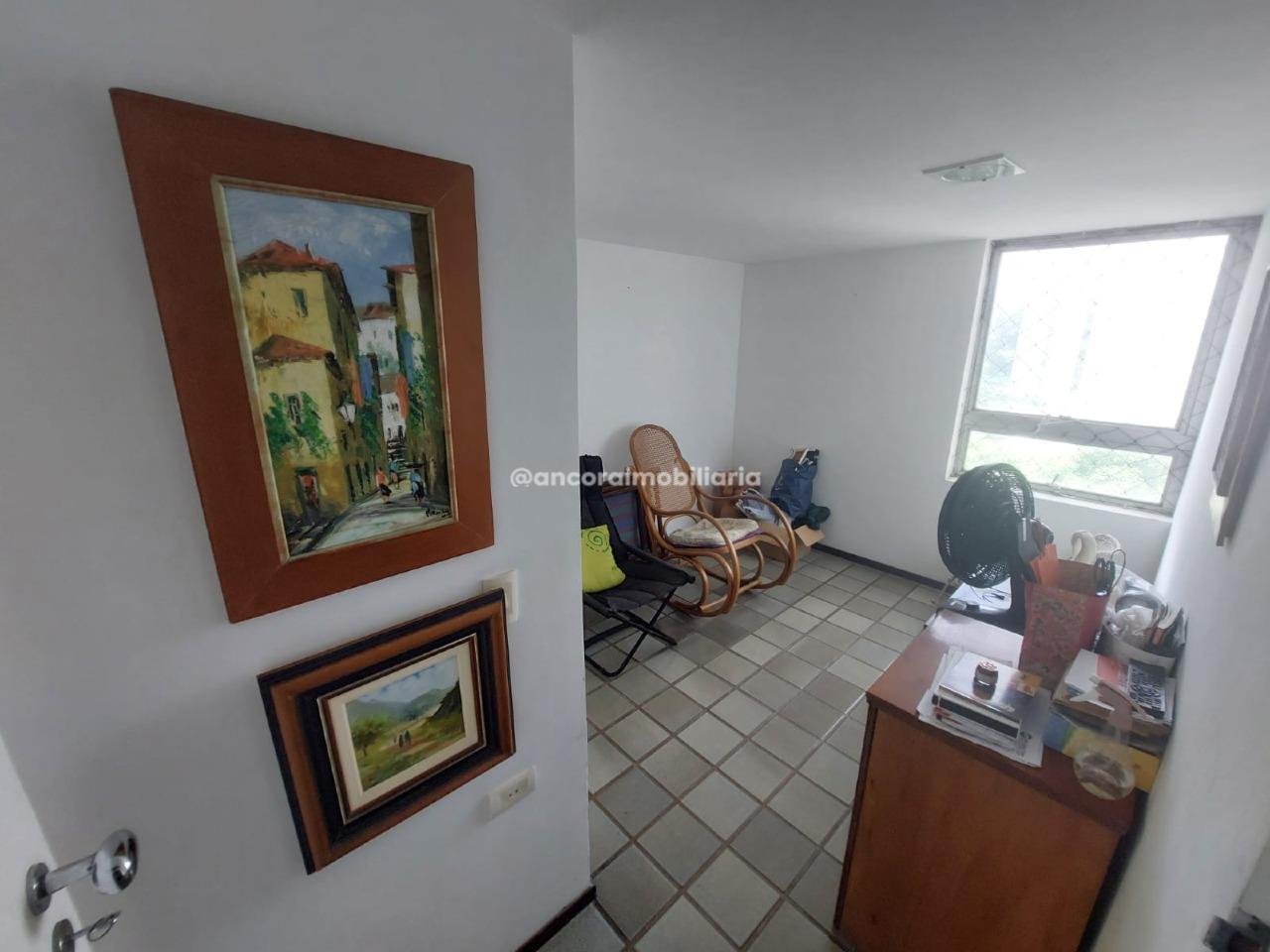 Apartamento à venda no Monteiro: 