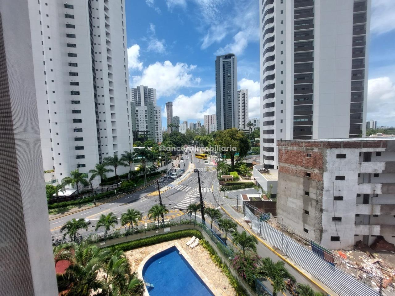 Apartamento à venda no Monteiro: 