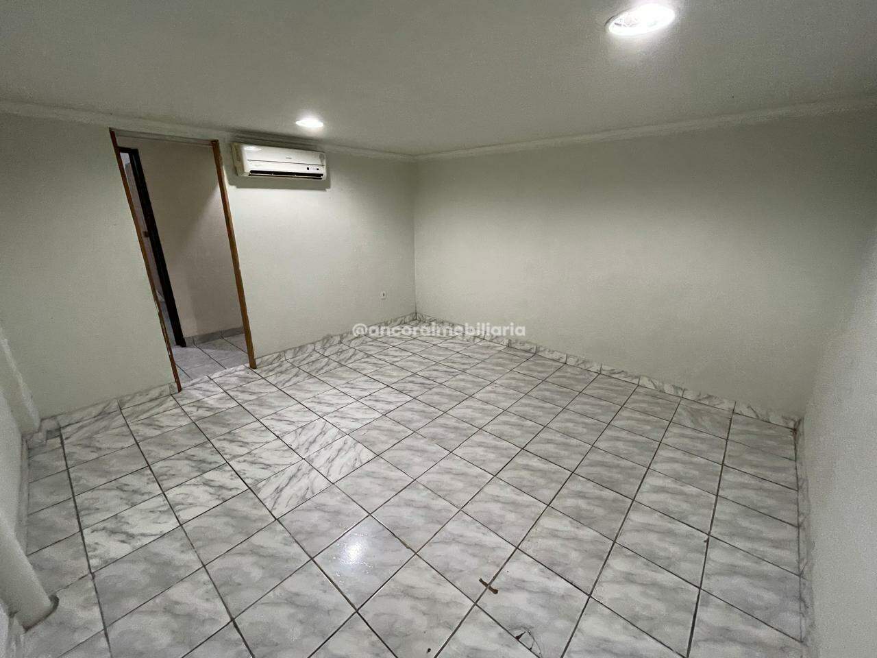 Casa para aluguel no Rio Doce: