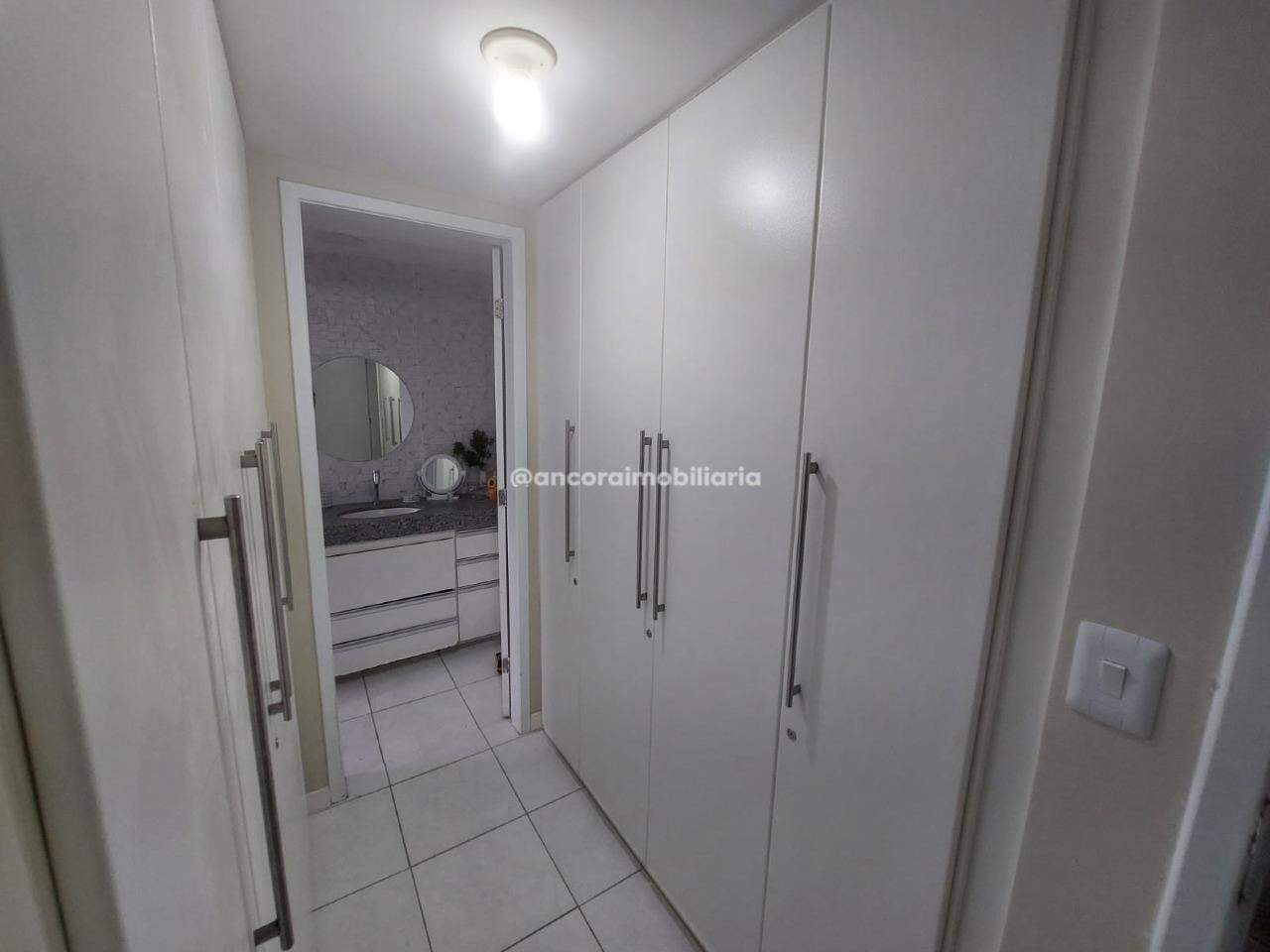 Apartamento à venda no Tamarineira: 