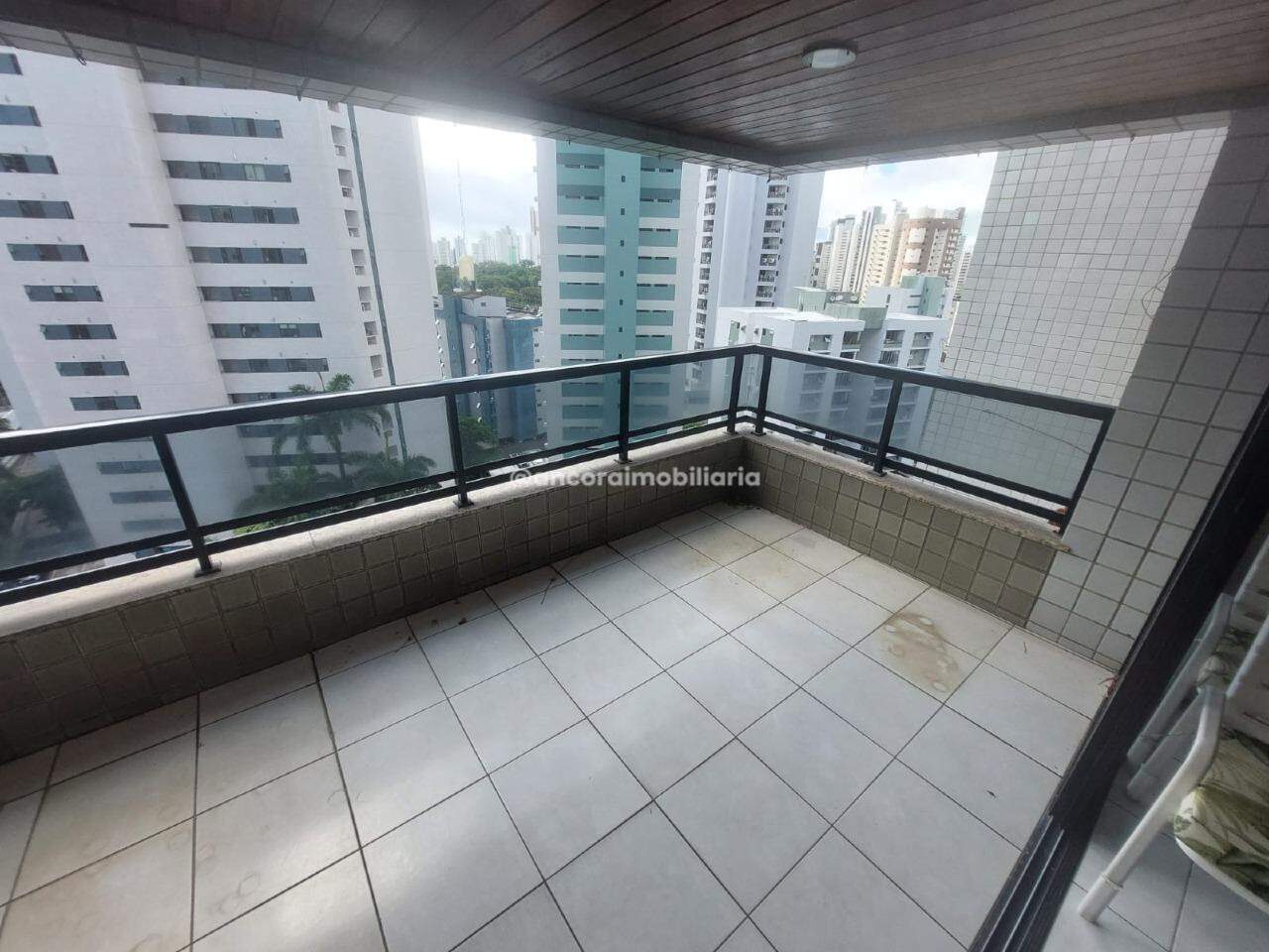 Apartamento à venda no Tamarineira: 