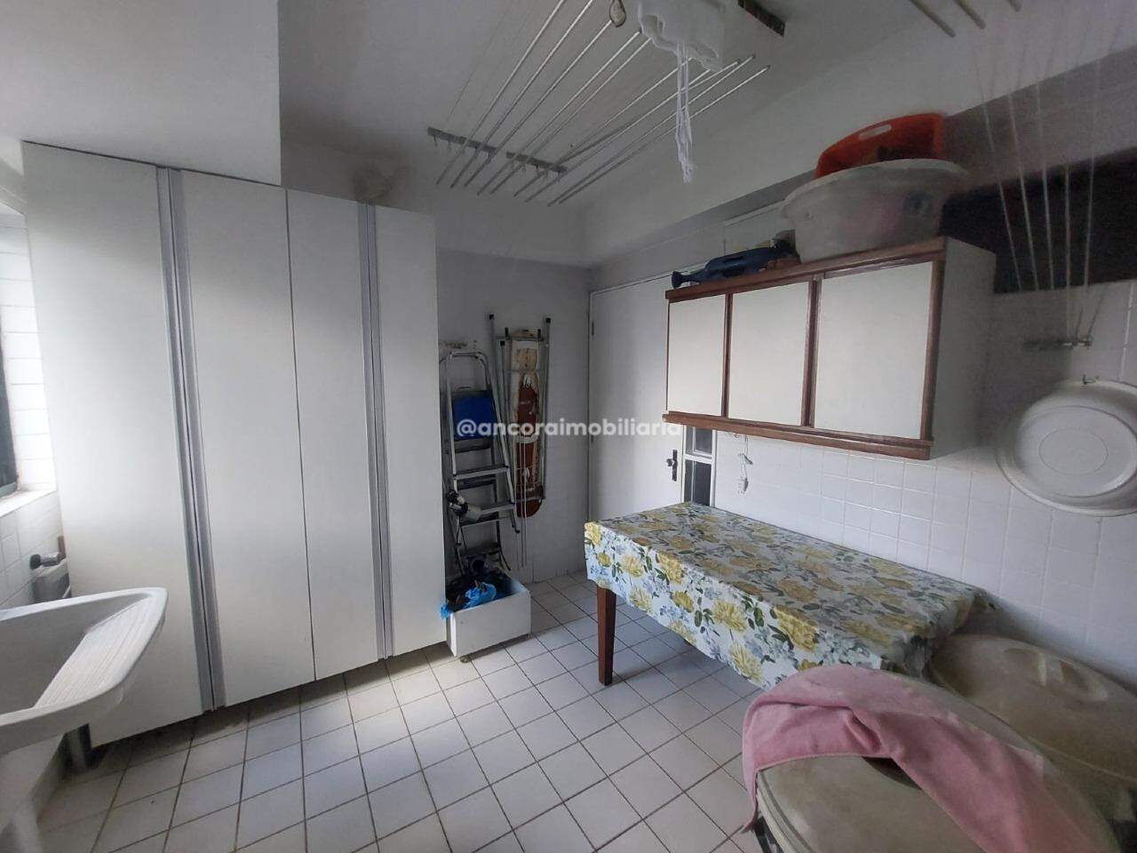 Apartamento à venda no Tamarineira: 