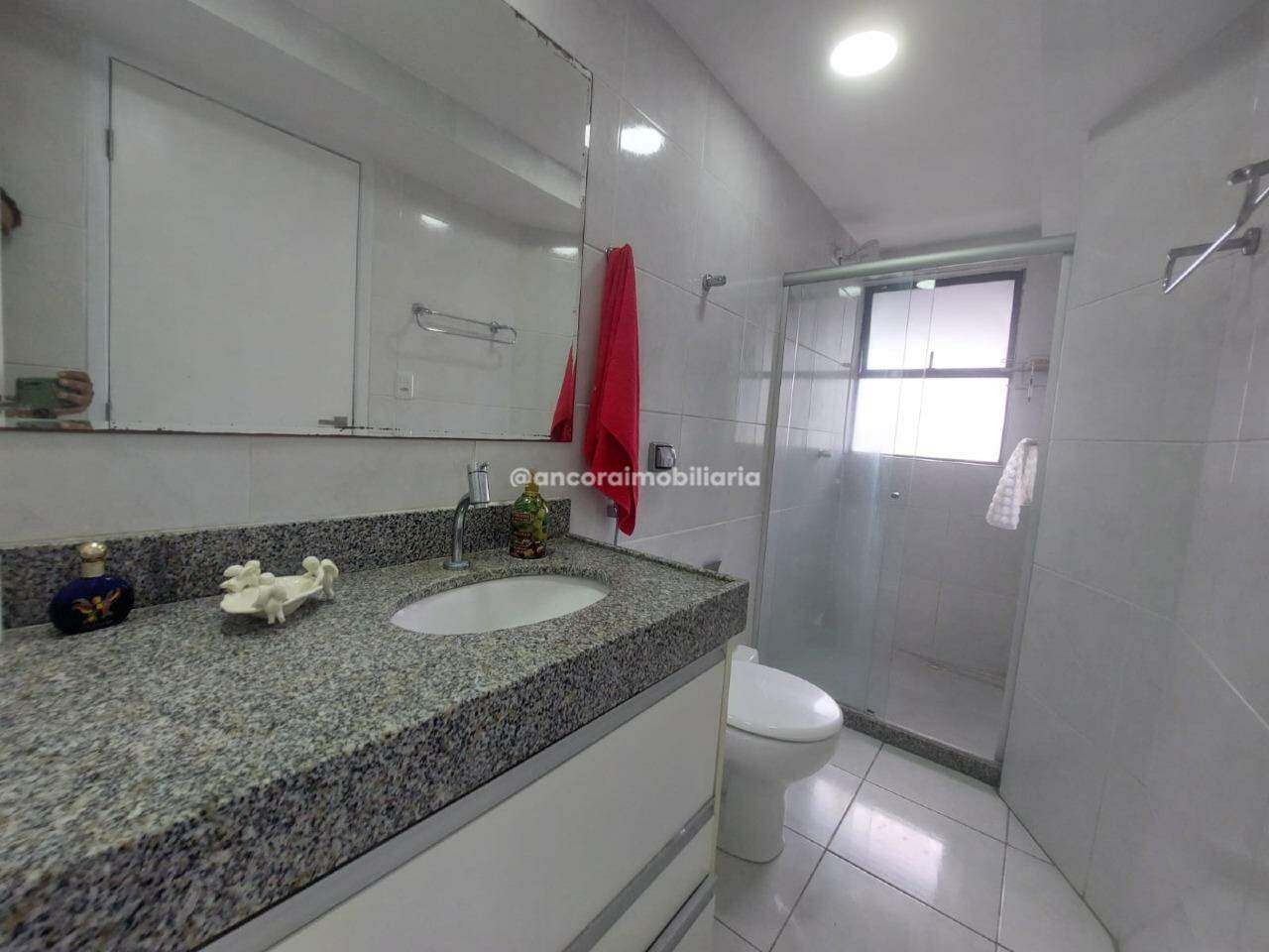 Apartamento à venda no Tamarineira: 