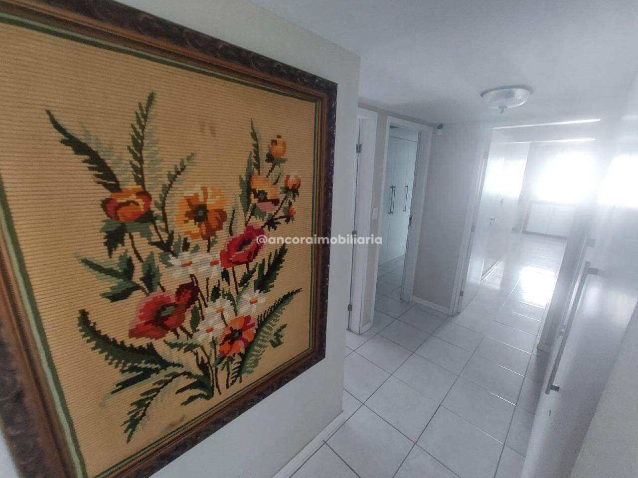 Apartamento à venda no Tamarineira: 