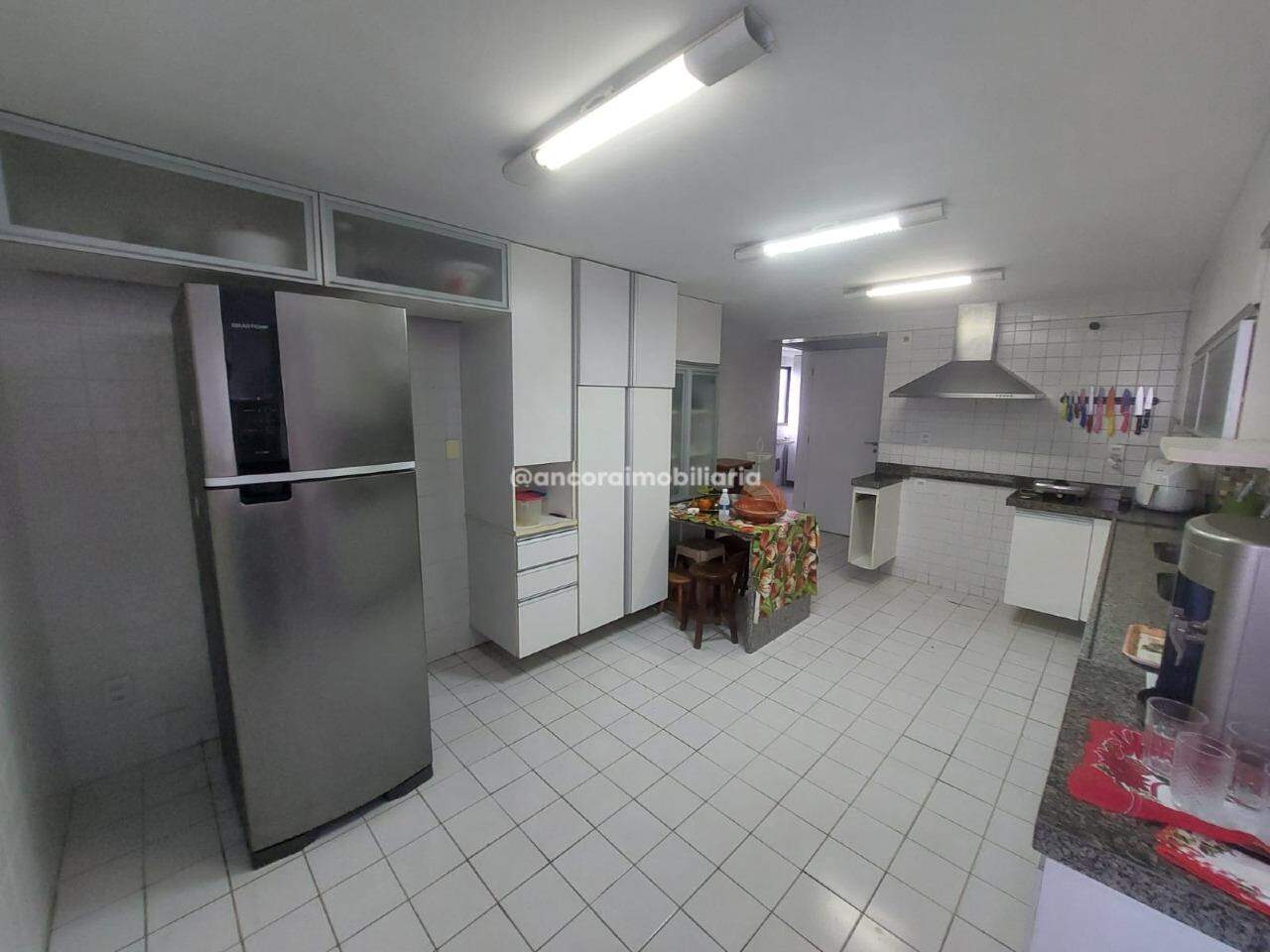 Apartamento à venda no Tamarineira: 