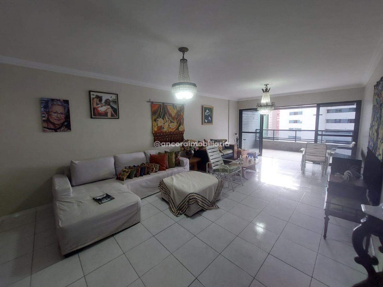 Apartamento à venda no Tamarineira: 