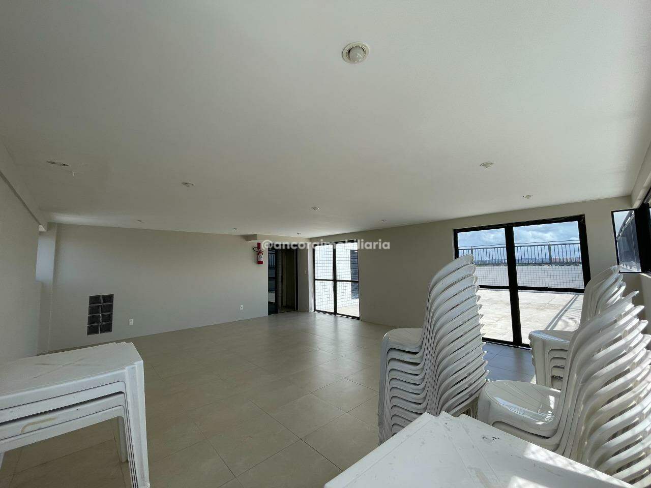 Apartamento à venda no Imbiribeira: