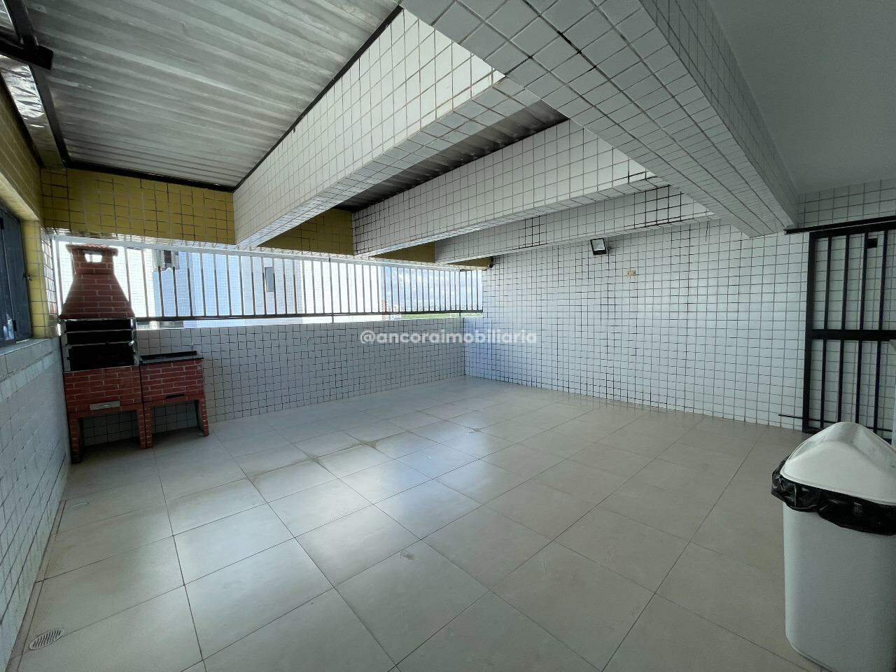 Apartamento à venda no Imbiribeira: