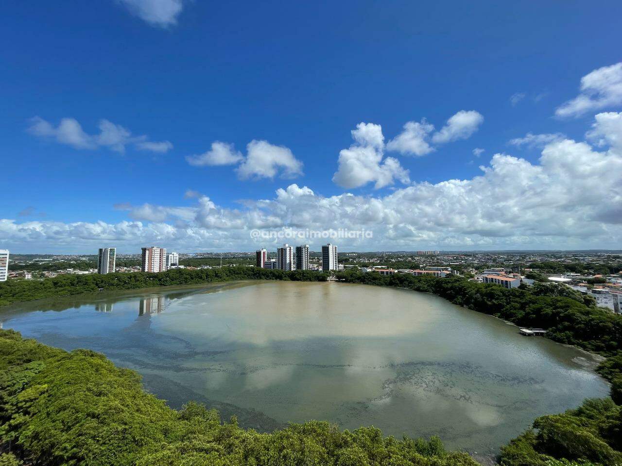 Apartamento à venda no Imbiribeira: