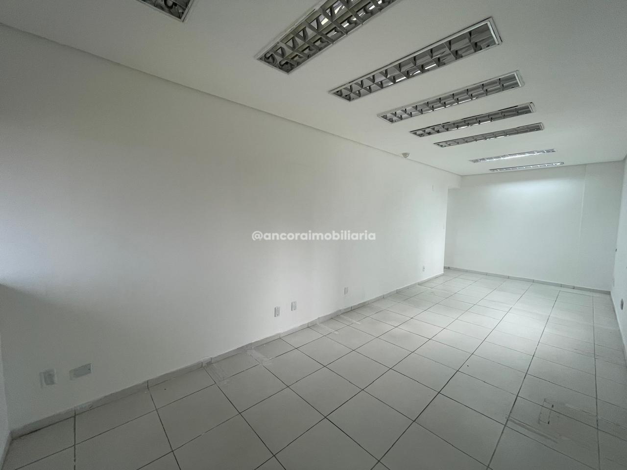 Sala para aluguel no Coelhos: 