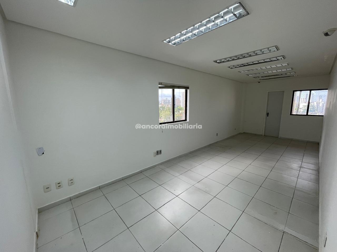 Sala para aluguel no Coelhos: 