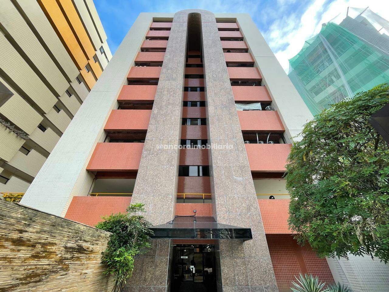 Sala para aluguel no Coelhos: 