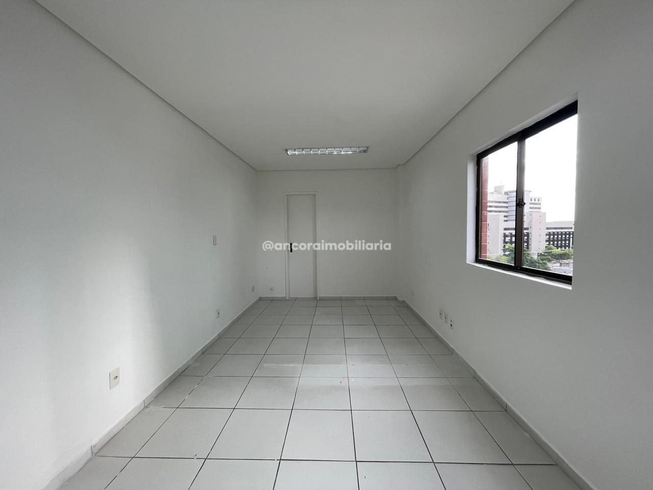 Sala para aluguel no Coelhos: 