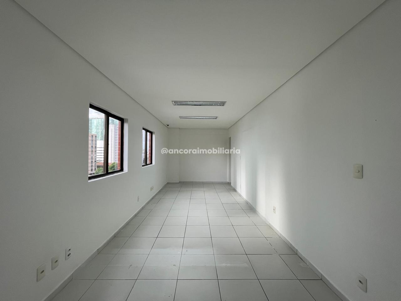 Sala para aluguel no Coelhos: 