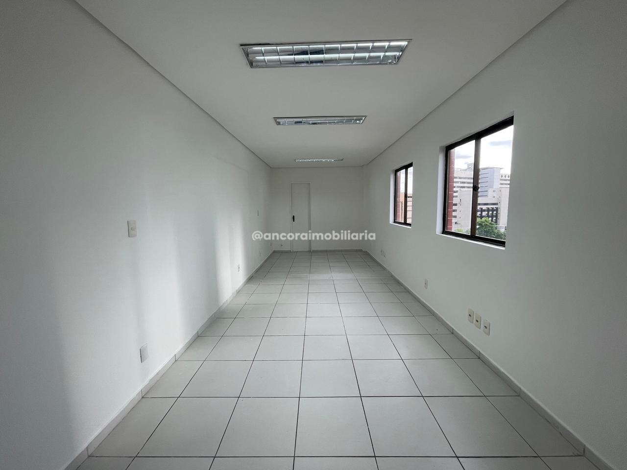 Sala para aluguel no Coelhos: 