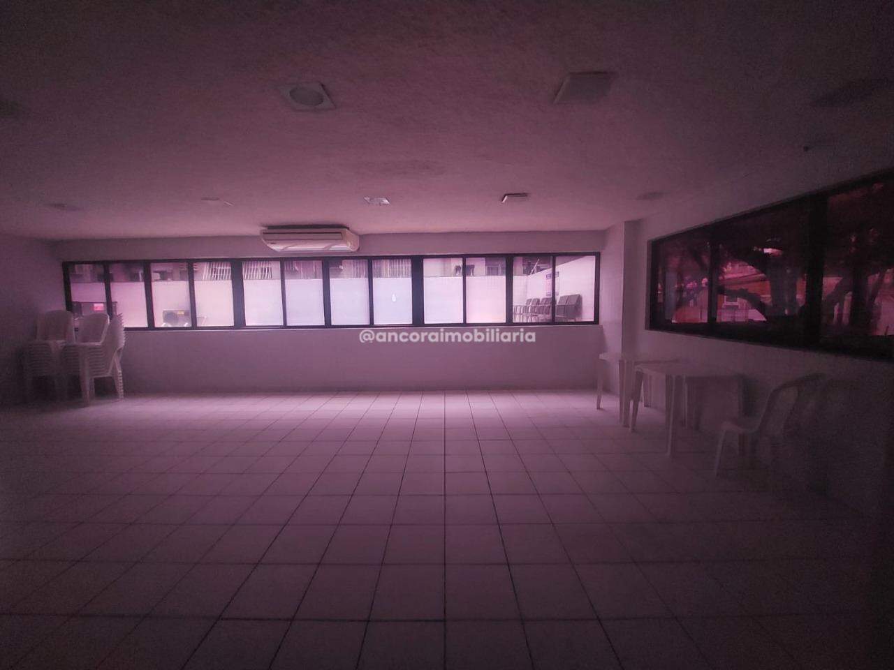 Apartamento à venda no Espinheiro: