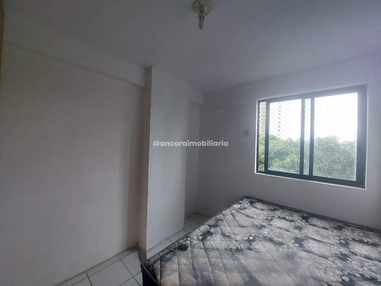 Apartamento à venda no Espinheiro: