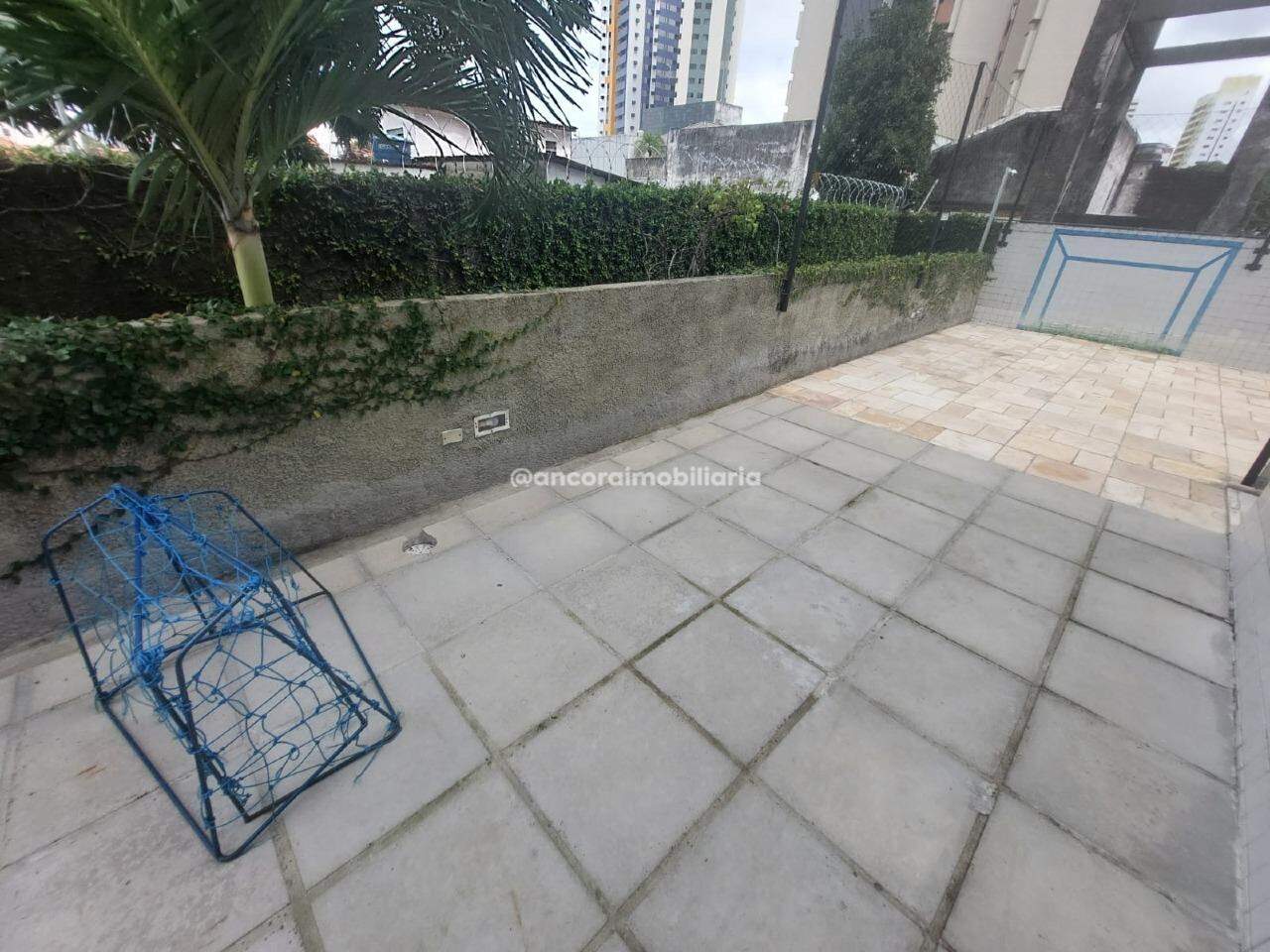 Apartamento à venda no Espinheiro: