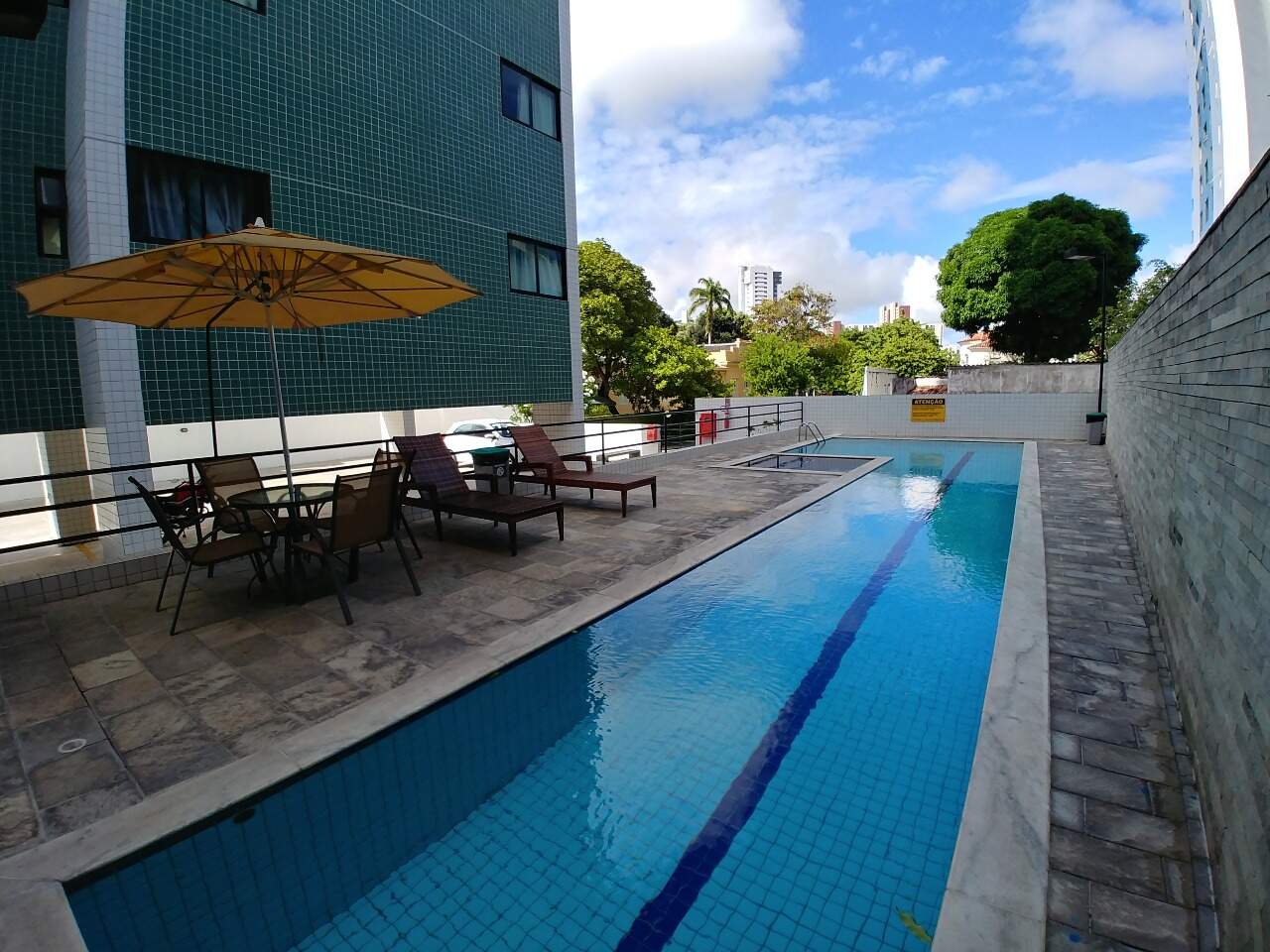 Apartamento à venda no Graças: 