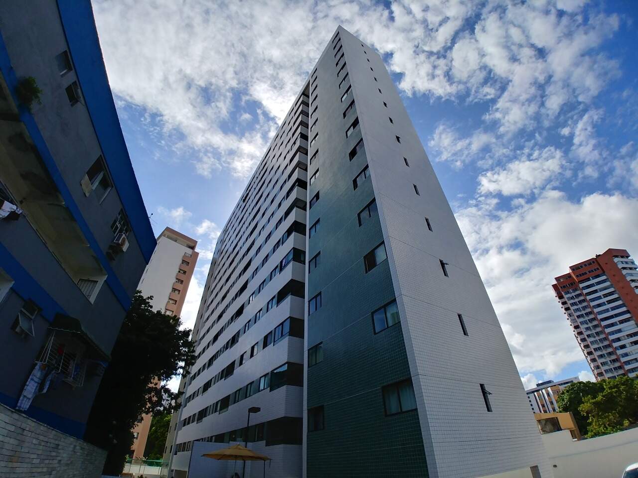 Apartamento à venda no Graças: 