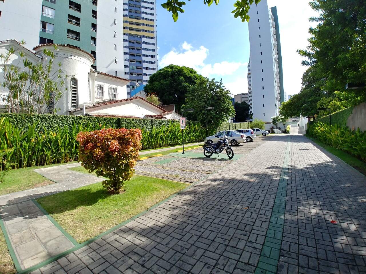 Apartamento à venda no Graças: 