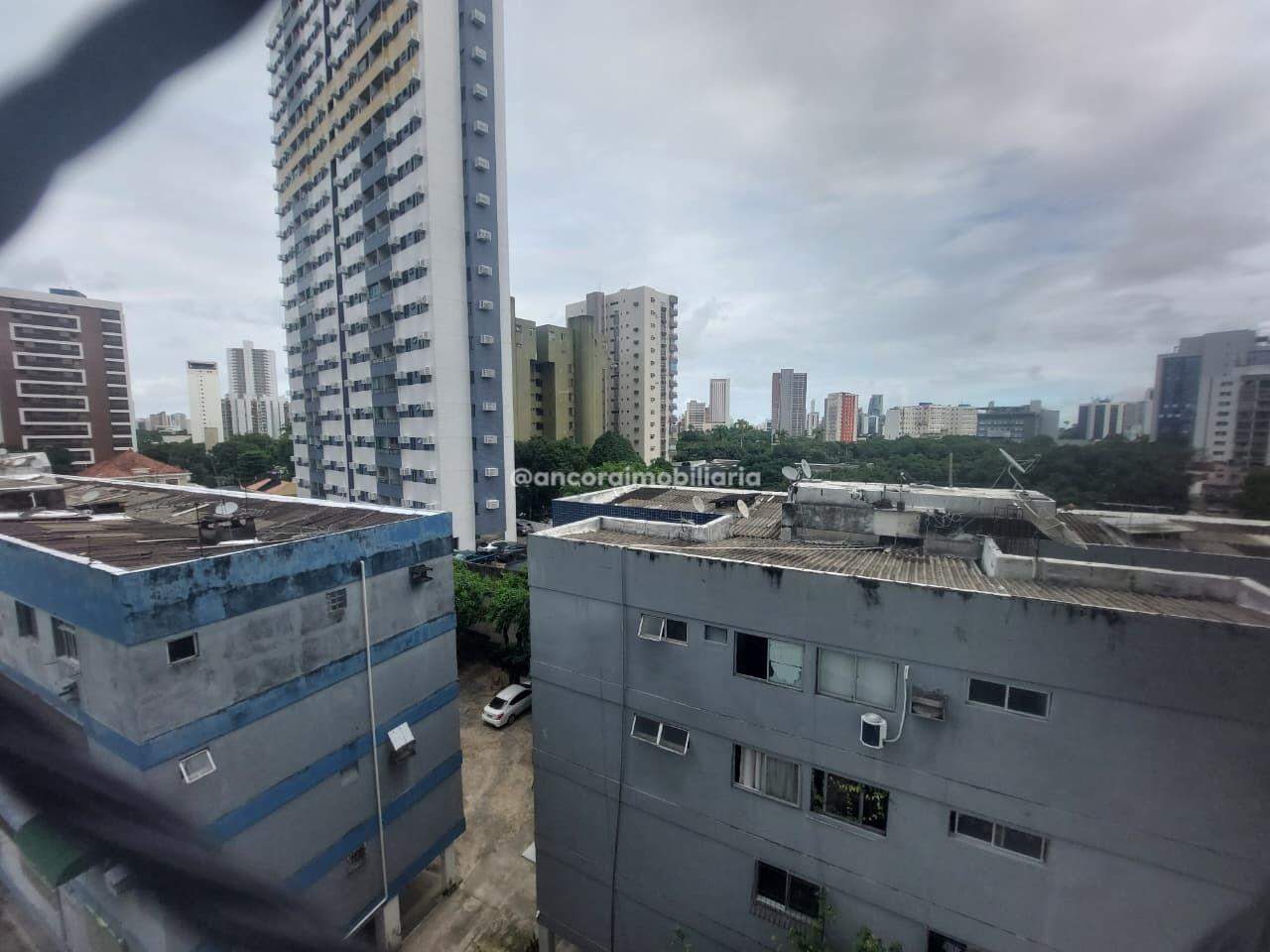 Apartamento à venda no Graças: 