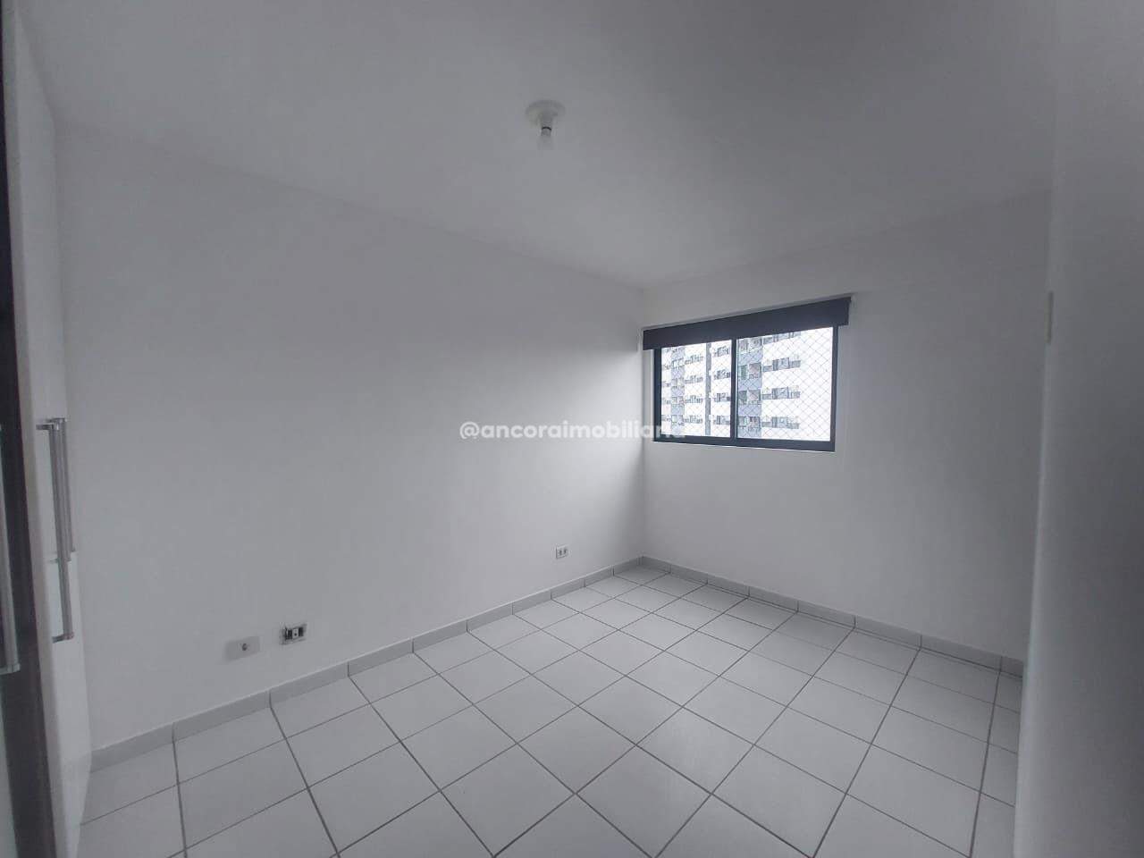 Apartamento à venda no Graças: 
