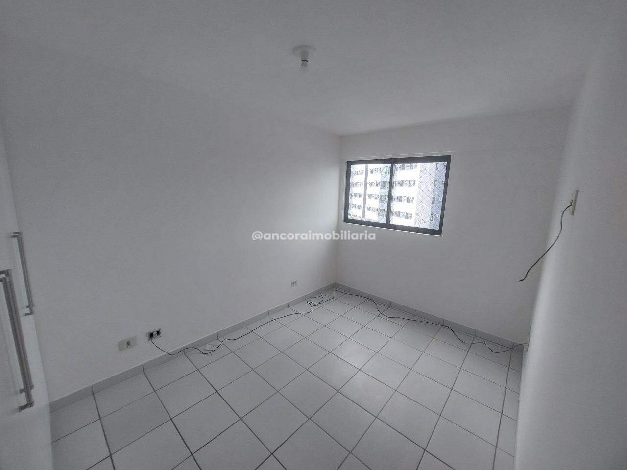 Apartamento à venda no Graças: 