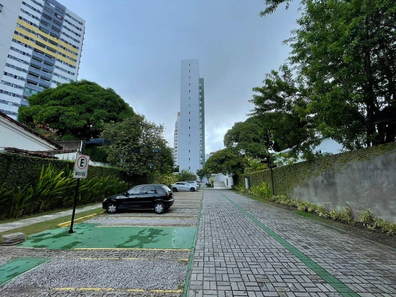 Apartamento à venda no Graças: 